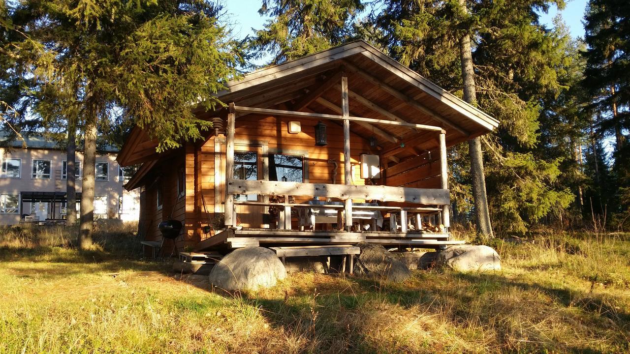 Luonto-Olohuone Hotel Yli-Ii Exterior photo